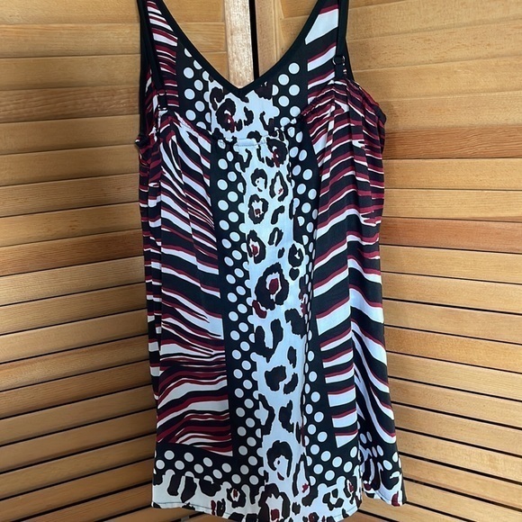 Express Animal print Shirt size medium. - Picture 6 of 8